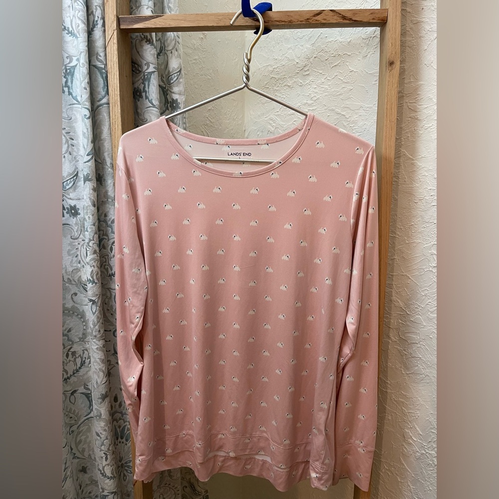 Soft Pajama Top Long Sleeve Scottie Dogs Print Size Large ComfyPoly/spandex